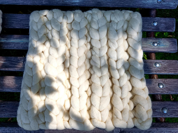 Gefilztes Stuhlkissen aus Schafschurwolle, ca. 36x36x3,5cm